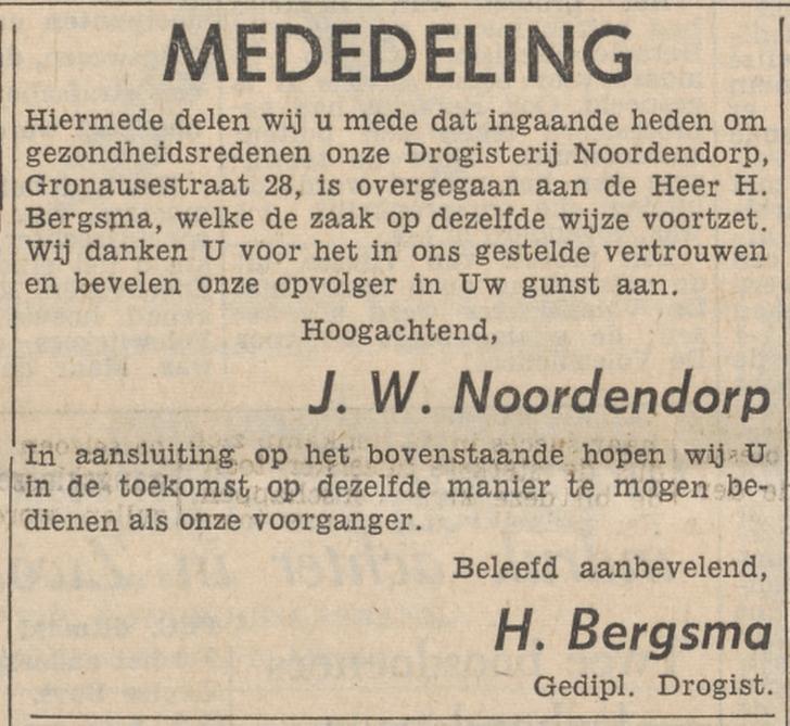 Gronausestraat 28 Drogisterij J.W. Noordendorp overgenomen door drogisterij H. Bergsma advertentie Tubantia 10-4-1961.jpg