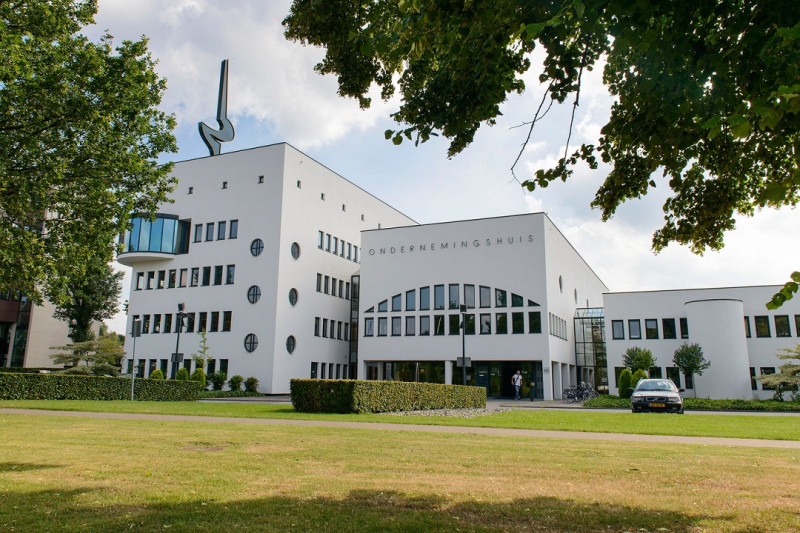 Hengelosestraat 585 B en S park Ondernemingshuis Kamer van Koophandel.jpg