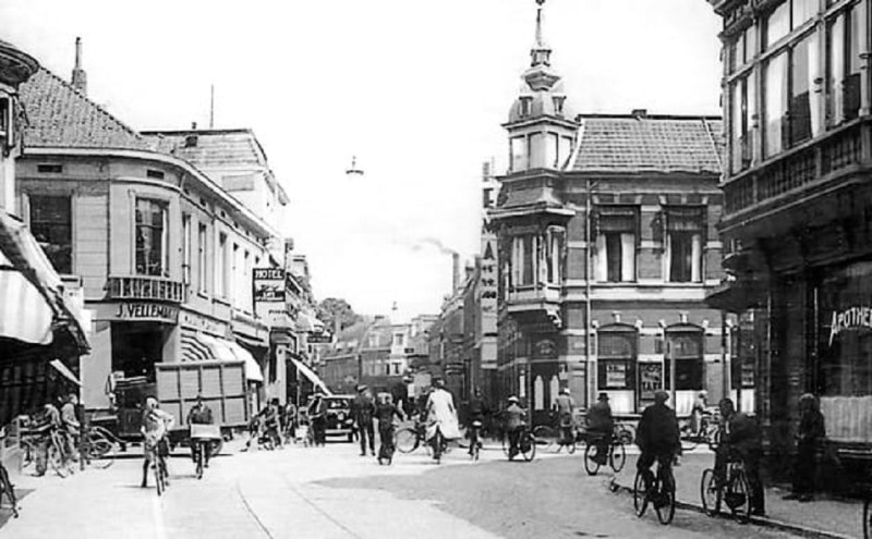 Gronausestraat 1 De Klomp Magazijn Sport J. Velleman en Co..jpg