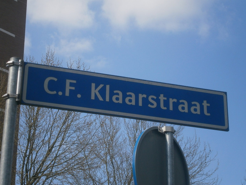 C.F. Klaarstraat straatnaambord.JPG