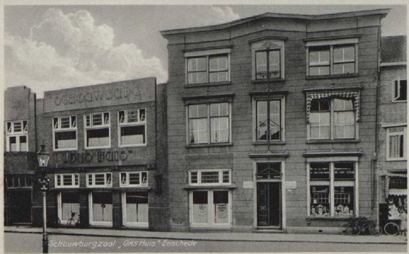 Oldenzaalsestraat 19 rechts vroeger woonhuis H.J.E. van Heek.jpg