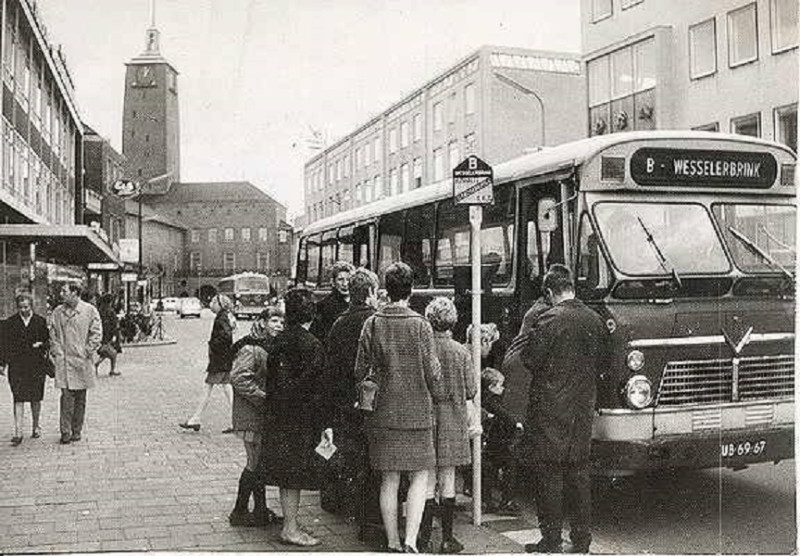 van loenshof TET bus naar Wesselerbrink.jpg