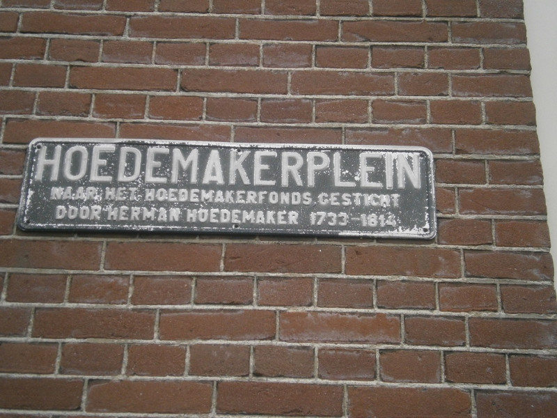 Hoedemakerplein straatnaambord.JPG