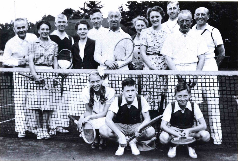 G.J. van Heekpark 1938 Tennisclub van de KNZ.jpg