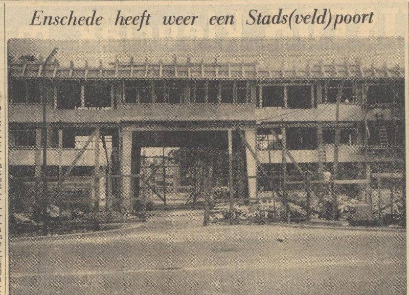 Meindert Hobbemastraat hoek Elferinksweg krantenfoto Tubantia 29-5-1959.jpg