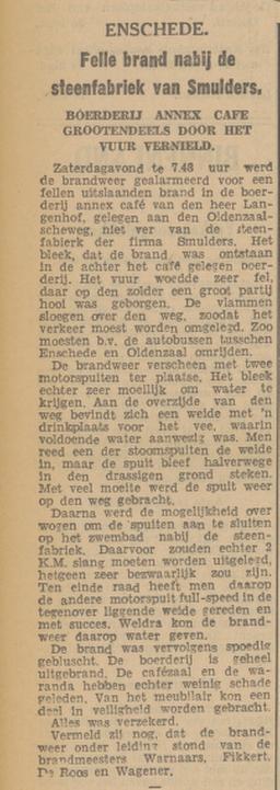 Oldenzaalsestraat 1045 brand  boerderij annex cafe Langenhof krantenbericht Tubantia 25-2-1935.jpg