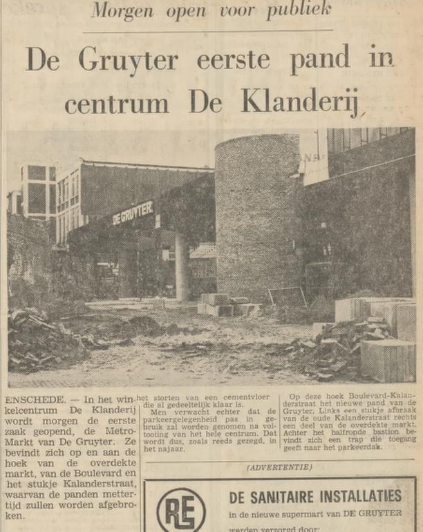 Boulevard 1945 Kalanderstraat Klanderij vanaf H.J. van Heekplein pand De Gruyter krantenfoto Tubantia 26-3-1969.jpg