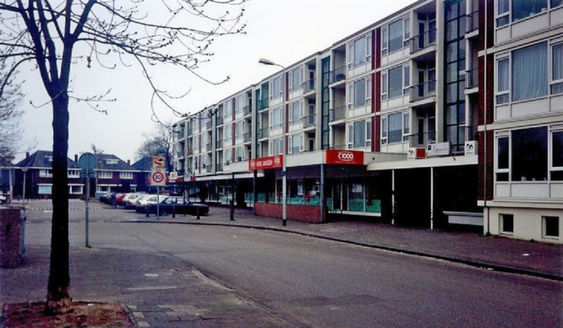 Thomas de Keyserstraat 63 winkel o.a. C1000 1993.jpg