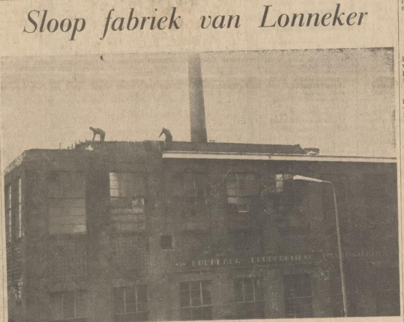 Kottendijk 1 sloop fabriek Lonneker Melkinrichting krantenfoto Tubantia 11-2-1967.jpg