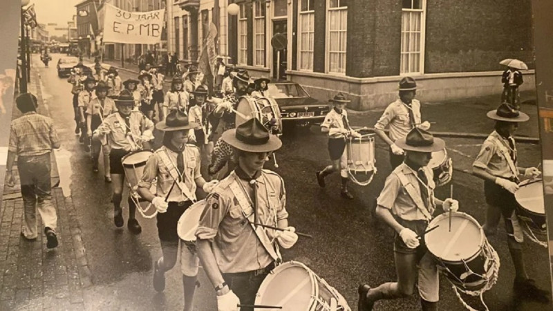 Langestraat 51 Enschedese Padvinders Marsband 30 jaar 1974.jpg