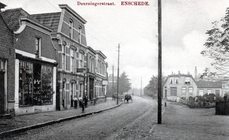 Deurningerstraat 45 rijwielhandel Busschers 1910.jpg