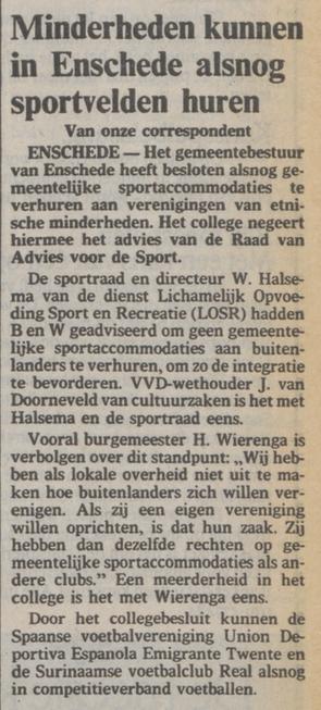 Surinaamse voetbalculb Real Enschede krantenbericht de Volkskrant 19-5-1983.jpg