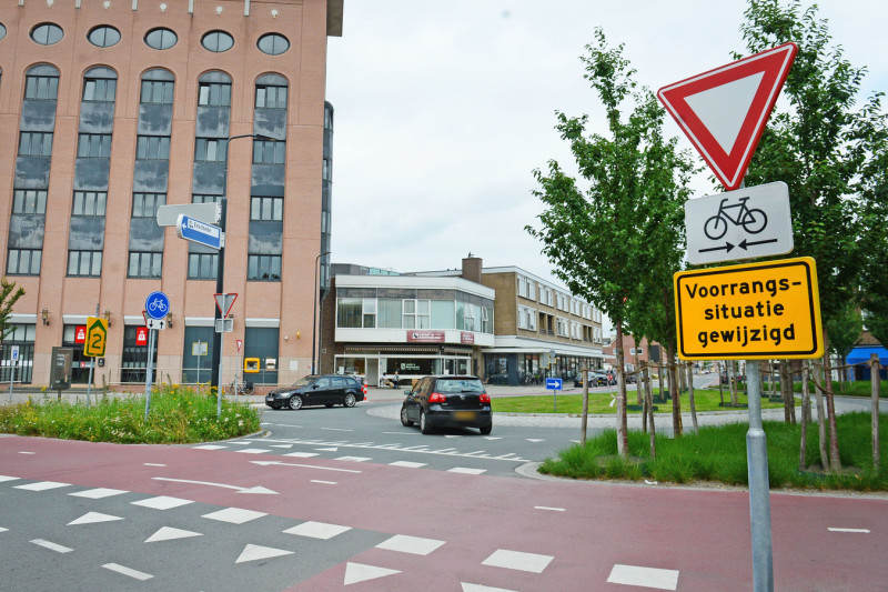 Deurningerstraat 57 hoek Raiffeisenstraat Ovatonde 7-4-2024.jpg