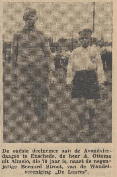 Avondvierdaagse Enschede 1953 wandelvereniging De Laares krantenfoto Tubantia 20-6-1953.jpg
