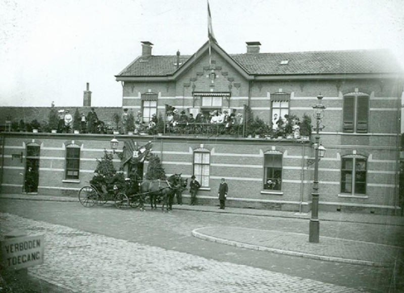 Hengelosestraat 91  Station Noord. Koninklijk bezoek. Aankomst Prins Hendrik 1903.jpg
