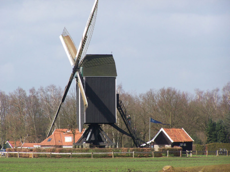 Helmerstraat 410 Wissinks Möl Usselo met molenschuurtje.jpg