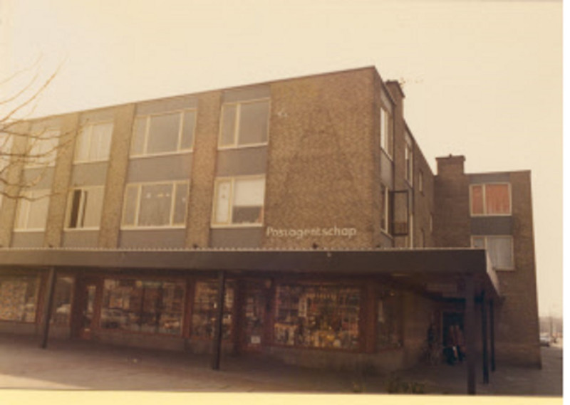 Wethouder Nijhuisstraat 246 postagentschap 1977.jpeg