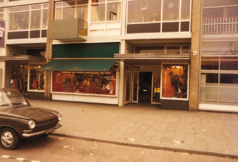Wethouder Nijhuisstraat 218 winkel 1977.jpeg