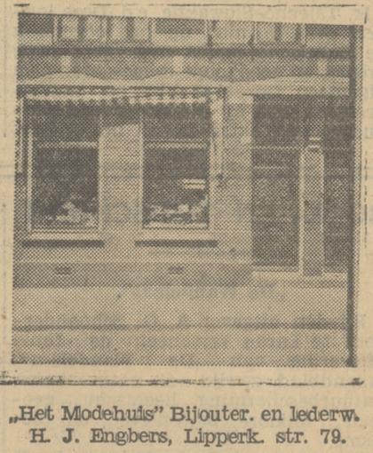Lipperkerkstraat 79 H.J. Engbers, Het Modehuis, Bijouter. en lederwaren, krantenfoto Tubantia 19-6-1934.jpg