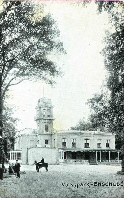 Parkweg Zicht op het Volksparkrestaurant 1900.jpg