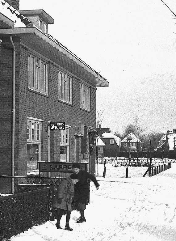 Elferinksweg 6 kapperszaak A.H. Smits.jpg