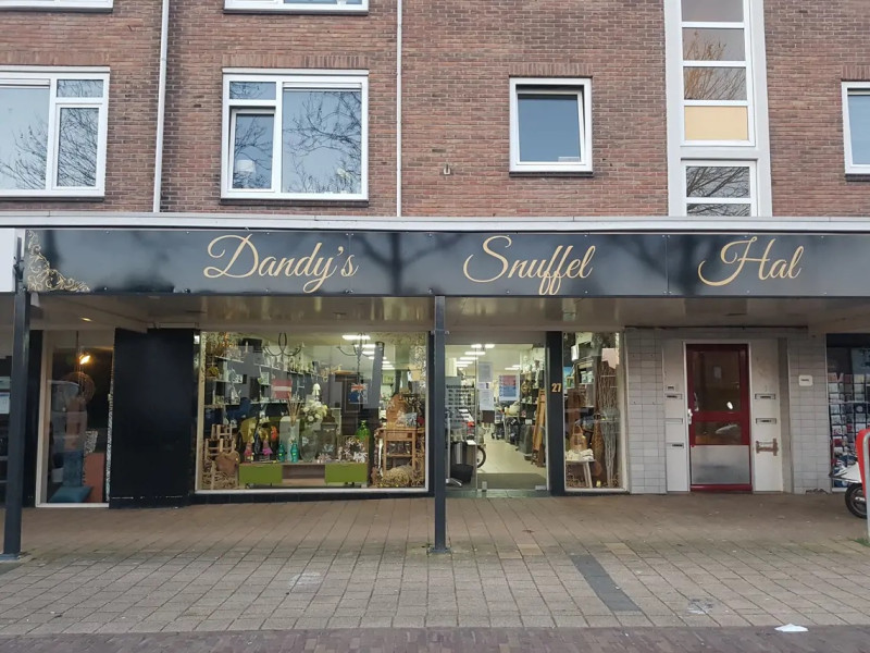 Ribbelerbrinkstraat 27 kringloopwinkel Dandy's Snuffelhal.jpg
