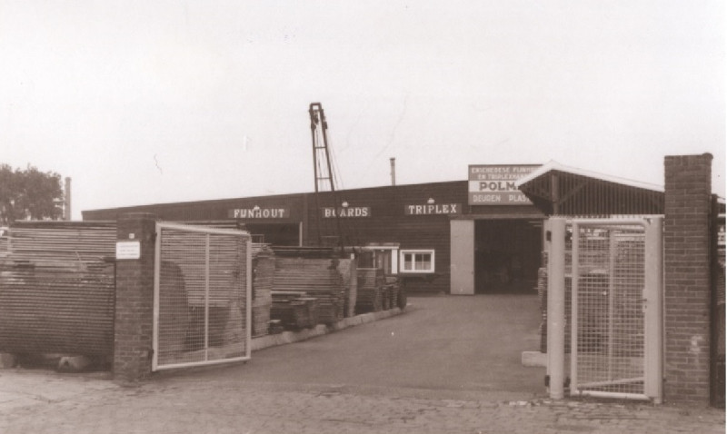 Cromhoffsbleekweg 81Terrein en gebouw van houthandel Polman. 1967.jpg