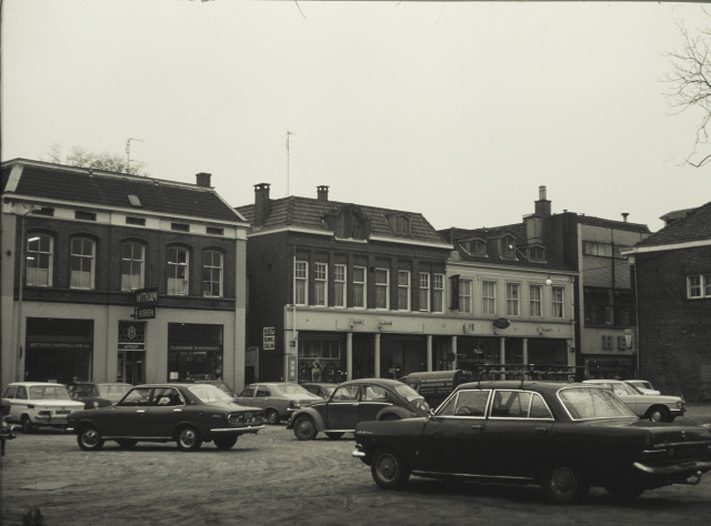 De Klomp 22 boekhandel Witkamp 20-2-1972.jpeg