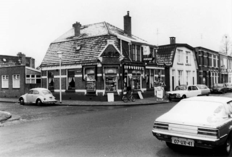 Bankastraat 31 hoek Kuipersdijk 146.jpg