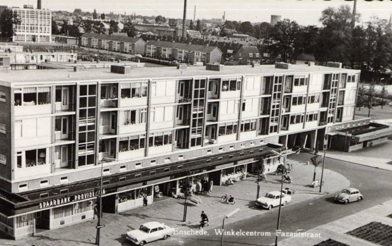 Fazantstraat 110 winkelcentrum spaarbank providentia 1965.jpg