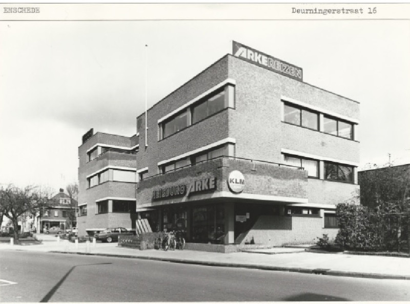 Deurningerstraat 16 Kantoor van Arke Reizen 2-4-1980.jpg