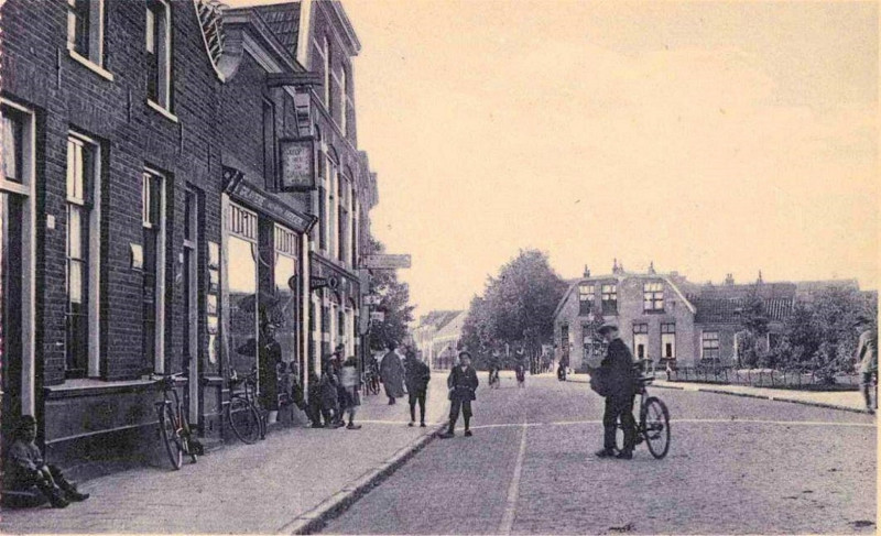 Deurningerstraat 37 thv Dr. van Benthemstraat, Sanders kruidenierswinkel.jpg