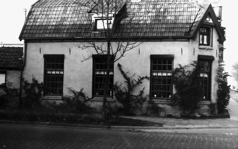 Atjehstraat 48 hoek Sumatrastraat Enkel woonhuis.jpg