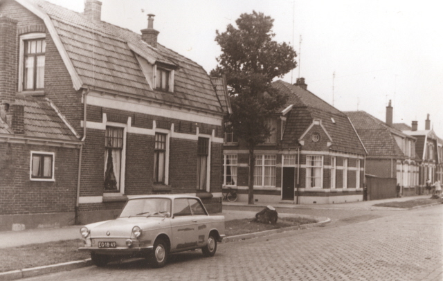 Atjehstraat 65 hoek Sumatrastraat 1967.jpeg