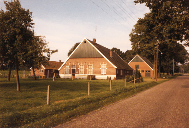 Beckumerstraat 355 boerderij 1980.jpeg