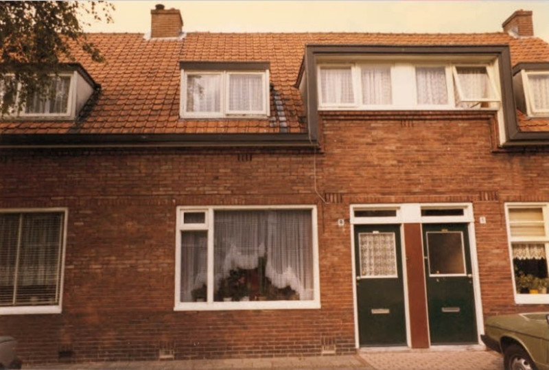 Begoniastraat 6- 8 woningen 1980.jpg