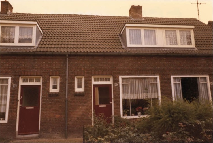 Begoniastraat 45 woningen 1980.jpg