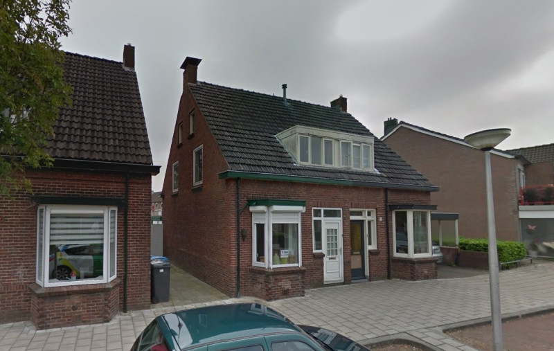 Bentstraat 72-74 woningen bouwjaar 1930 foto sept. 2016.jpg