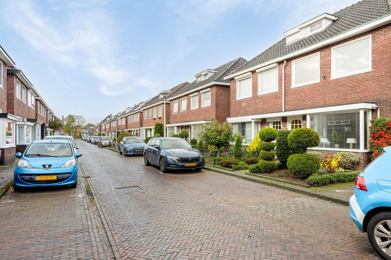 Beukstraat 10-12 e.v..jpg