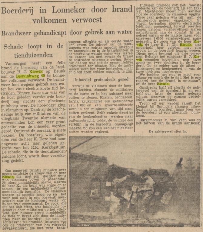 Beuvinkweg 40 Lonneker brand boerderij H.J. Kiewik krantenbericht Tubantia 1-8-1952.jpg