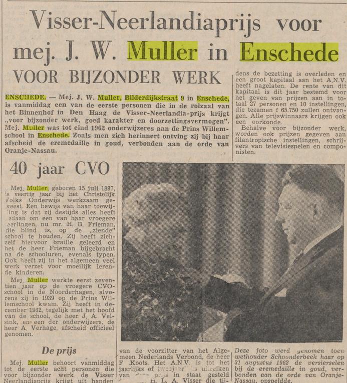 Bilderdijkstraat 9 Mej. J.W Muller krantenbericht Tubantia 15-2-1964.jpg
