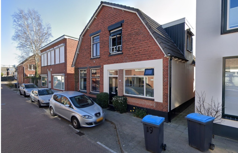 Billitonstraat 13-15 woningen bouwjaar 1914 foto maart 2022.jpg