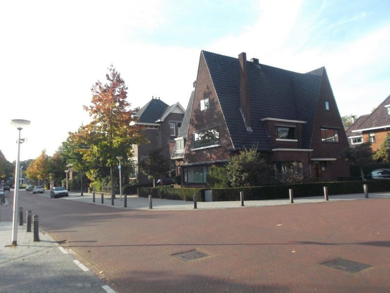Bisschopstraat 8 hoek Prinsestraat 25-10-2014.JPG