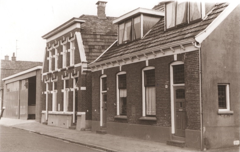 Bleekweg 41 woningen met hal 1967.jpg