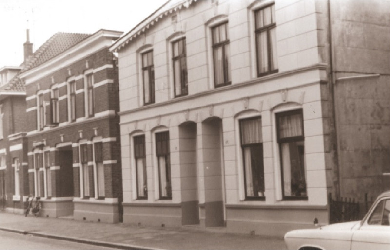 Blekerstraat 15-17 woningen 1967.jpg