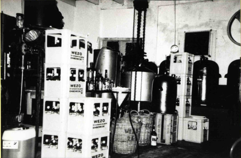 Blekerstraat 34. De opslagruimte fa. Wezo. 1978.jpg