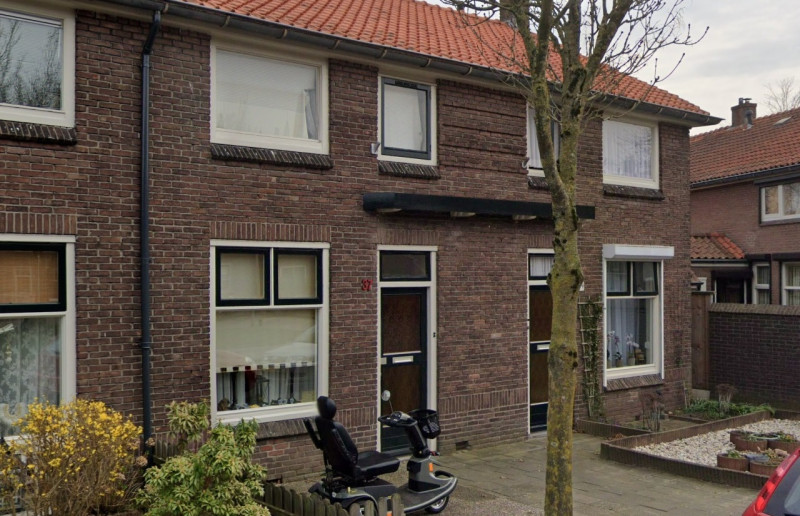 Boeroestraat 37-39 woningen bouwjaar 1930 foto maart 2022.jpg
