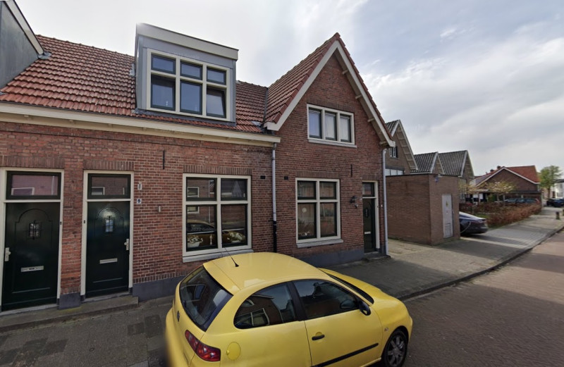 Bonairestraat 5-7 woningen bouwjaar 1914 foto april 2022.jpg