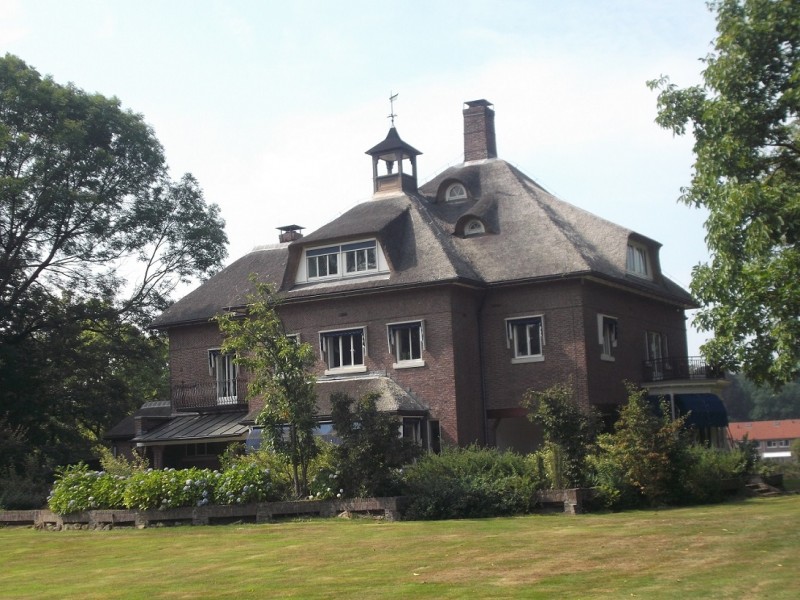 Oldenzaalsestraat 591 landhuis Het Amelink (3).JPG