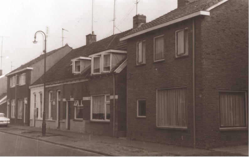 Bremstraat 20 woning 1967 en 22-24-26 woningen 1910.jpg